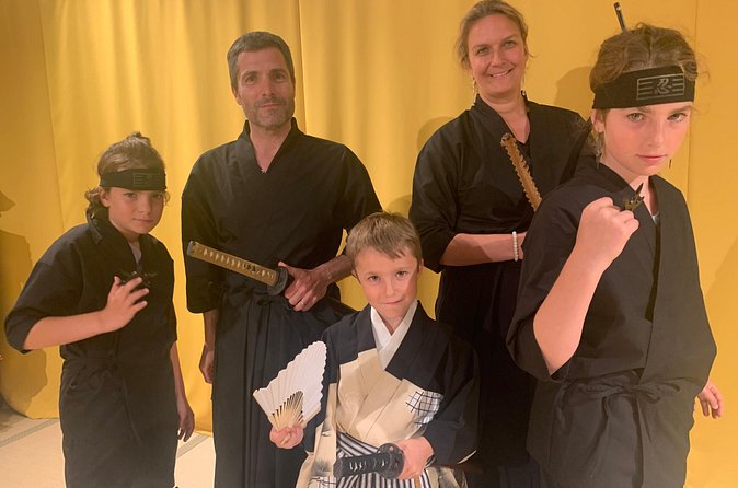 Samurai Sword Experience (Family Friendly)at SAMURAI MUSEUM TOKYO - Ninja stars and the compact museum tour