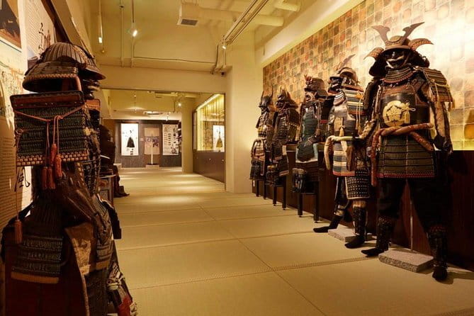 Samurai Training in Tokyo: Swords, Bushido & Mental Discipline - Wearing samurai clothing and taking the photo