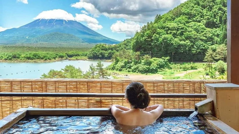 [Seasonal Limited] Mt. Fuji 5th Station &Hot Spring Day Tour - Oshino Hakkai’s eight clear spring ponds