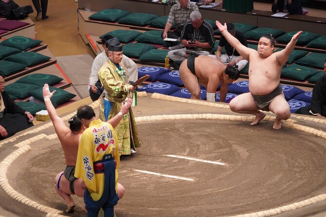 Seat B Ticket Tokyo Sumo Wrestling Tournament in Ryogoku - Entering Ryogoku Kokugikan for the tournament