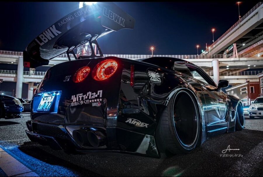 Secret Car Meet: R34 Skyline Car Club Membership - What this Tokyo car club experience really is