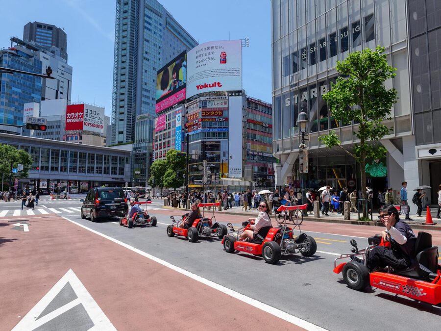 Shibuya#2 Go Karting Tour with Funny Costume - The license rules can make or break the booking