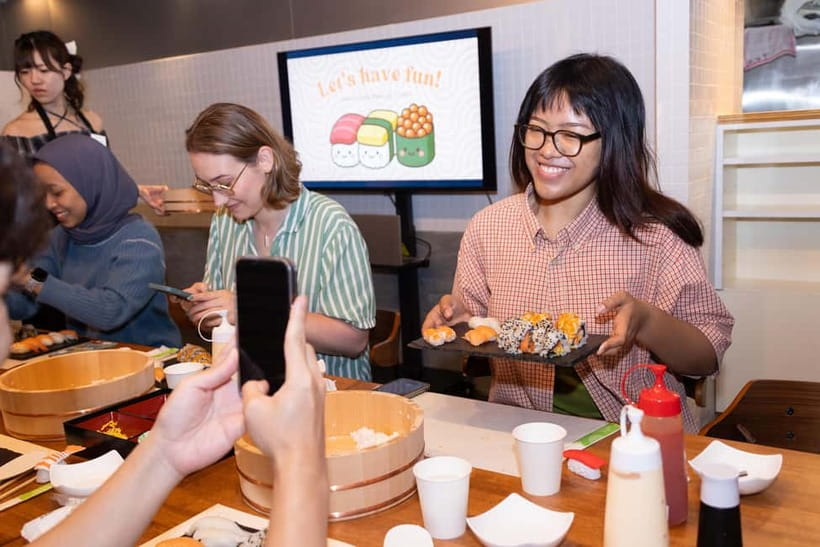 Shibuya Tokyo: Sushi Making Class (Vegan/Vegetarian/Halal)