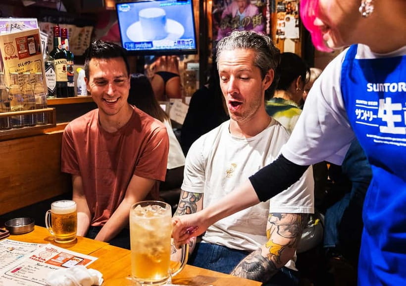 Shinjuku: Food Tour - 15 Dishes at 4 local eateries - Practical tips for a smoother night