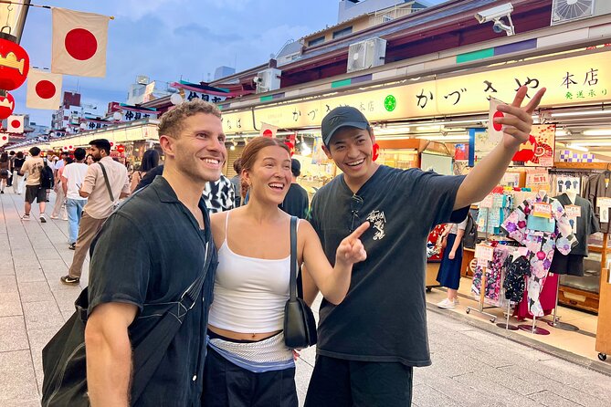Shinjuku: Private Bar Hopping - Key points about this Shinjuku evening