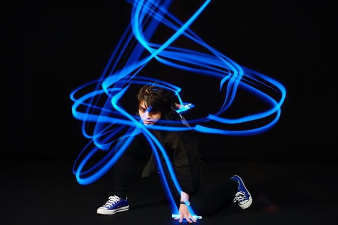 Shuffle Dance in Tokyo with a TikTok Star - Intermediate Level - What you get for $35.83