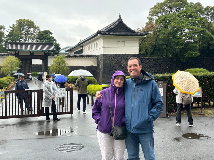 Shuttle Van Tokyo-Tour, for 4 Hours or 6 Hours+Transfer Time - Tsukiji Outer Market: food culture without the old wholesale market