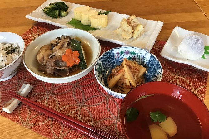 Small-Group Wagyu Beef and 7 Japanese Dishes Tokyo Cooking Class - English-speaking instructors who keep the room relaxed