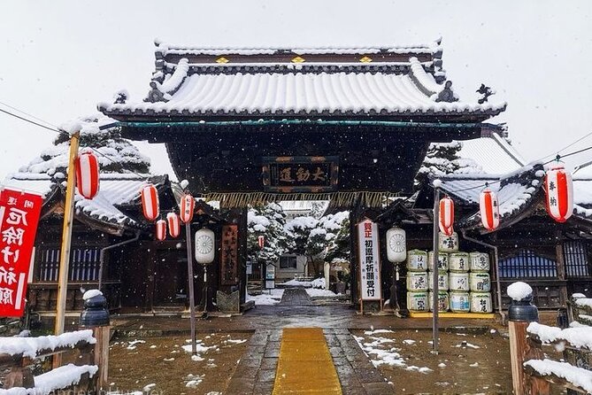 Snow Monkey Park & Zenkoji Temple Nagano Pvt. Full Day Tour. - Who will enjoy this day most