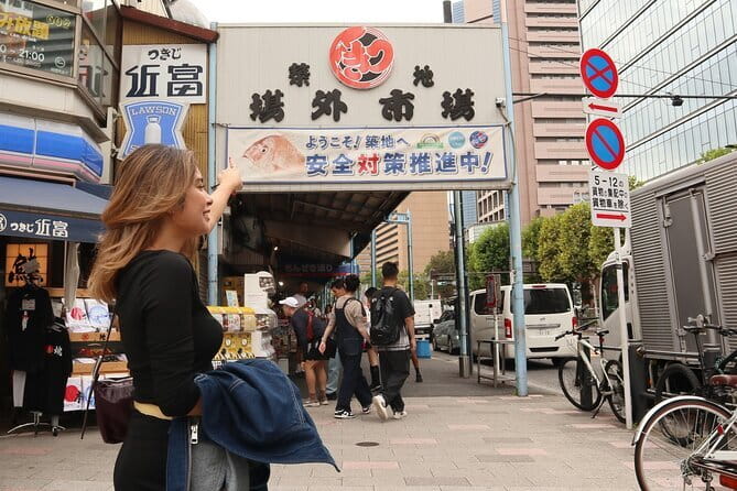 【Spanish/ English】Tsukiji Matcha at a 100-Year old Japanese shop - Four cold matchas in a nearly 100-year-old shop