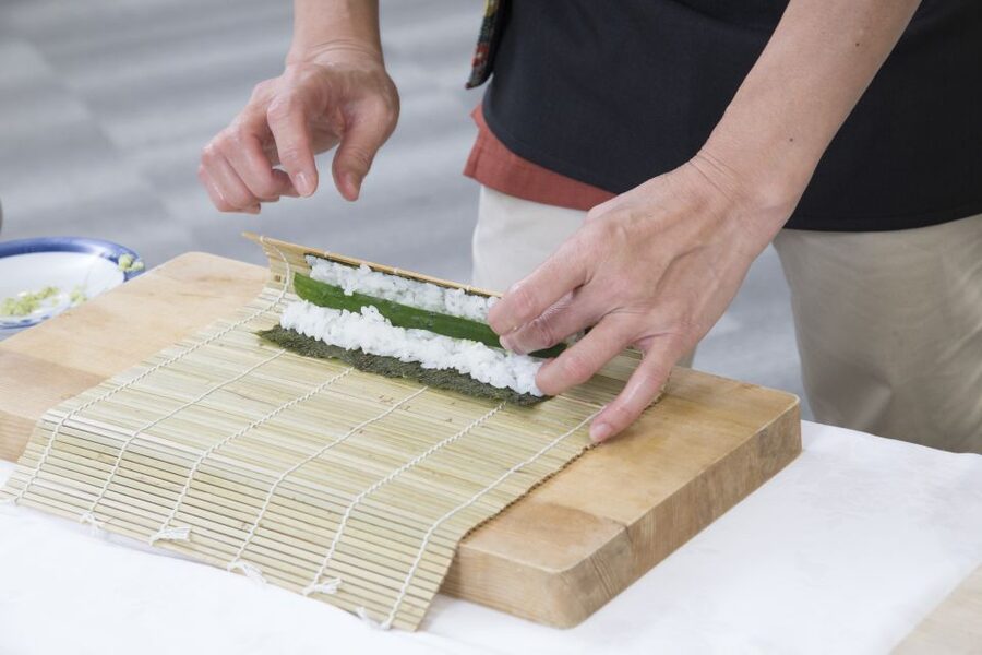 Sushi-Making Experience - Making nigiri, gunkan, and hosomaki