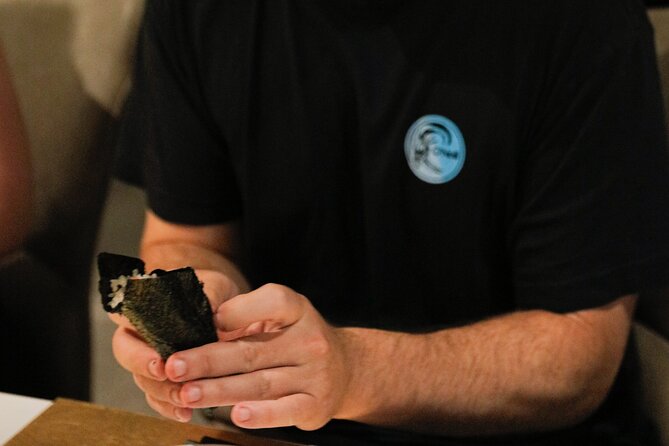 Sushi Making Experience in Shinjuku【Temaki】 - Smoking fish with Sakura wood chips