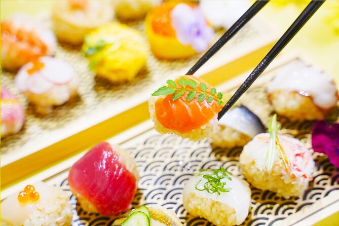 Sushi Making Experience in Shinjuku【Temari】 - Shaping, decorating, and eating your temari sushi