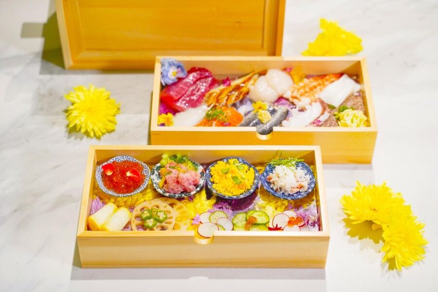 Sushi making experience in Shinjuku, Tokyo