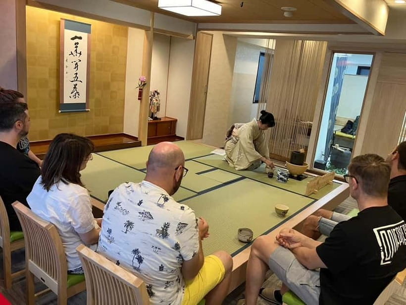 Tea ceremony experience in Japanese-style room 60min - Key points to know before booking