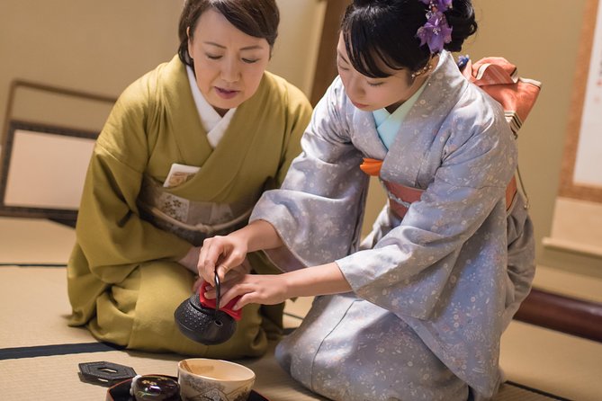 Tea Ceremony Workshop in Tokyo by the Experienced Instrucor - Key points at a glance