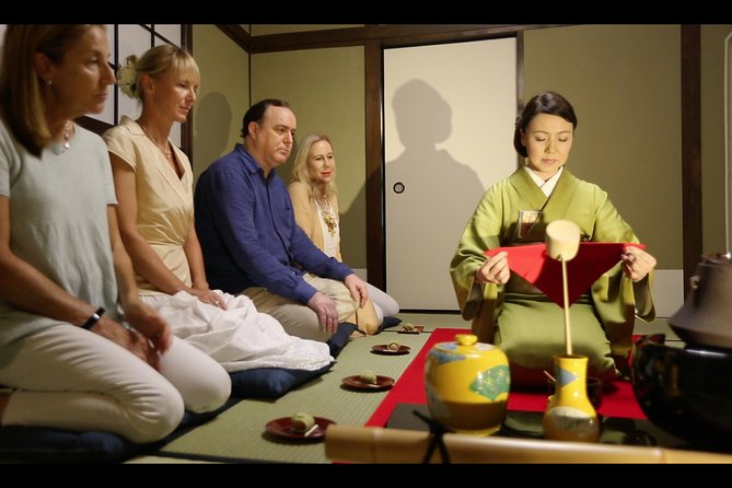 Tea Ceremony Workshop in Tokyo by the Experienced Instrucor - Sakura tea starts the welcome