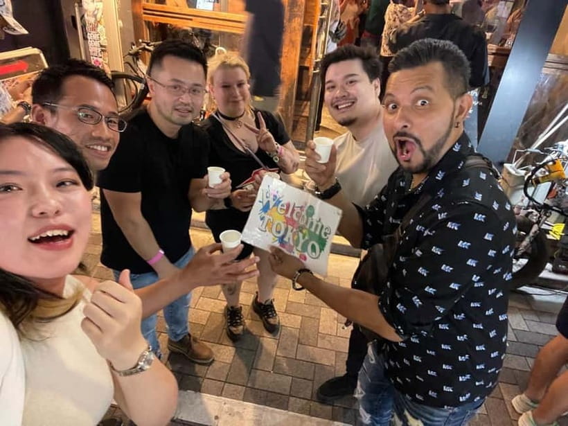 Tokyo: 3 Hours Pub Crawl Welcome Guided Tour in Shibuya - What the $35 price really covers