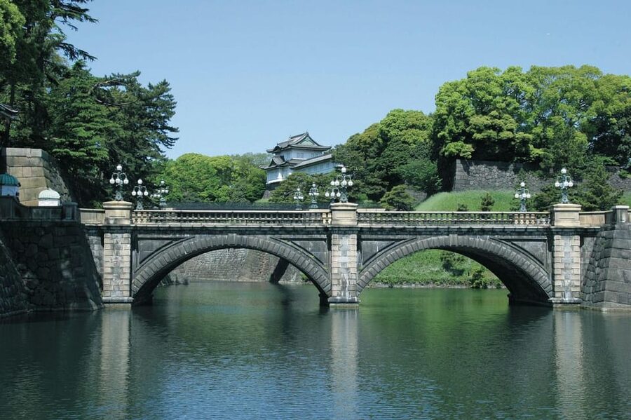 Tokyo: A Half-Day Trip Bus Tour in the Morning