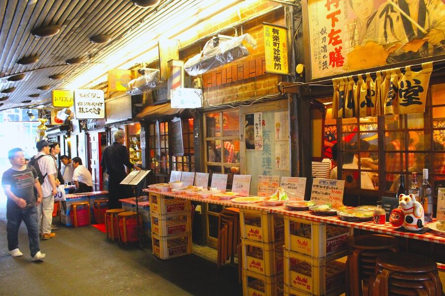 Tokyo: Allstar Food Tour - A 300-year-old snack stop with a longer story