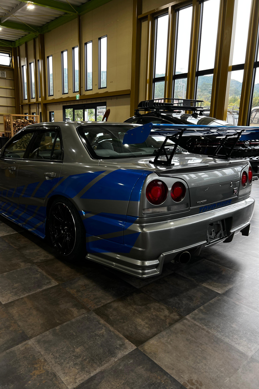 Tokyo and Daikoku by night in a Fast and Furious Skyline 34 - Is $180 a fair price?