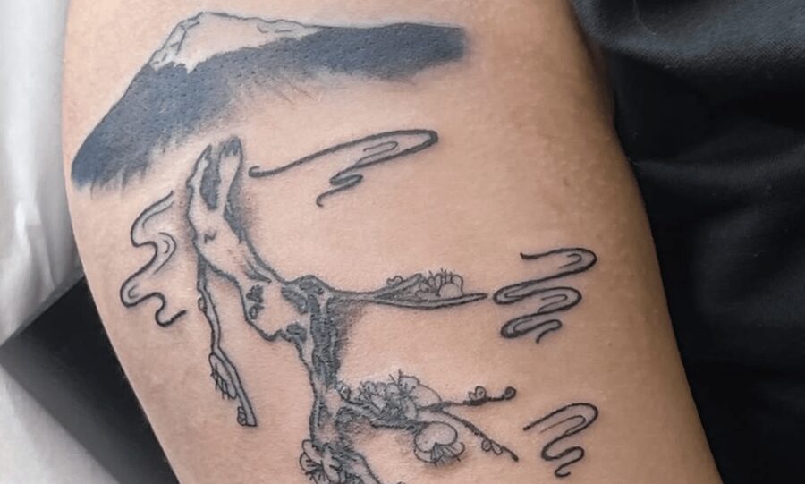 Tokyo: Anime, Manga or Kanji Tattoo in a Modern Salon - The tattooing session and the three-hour window