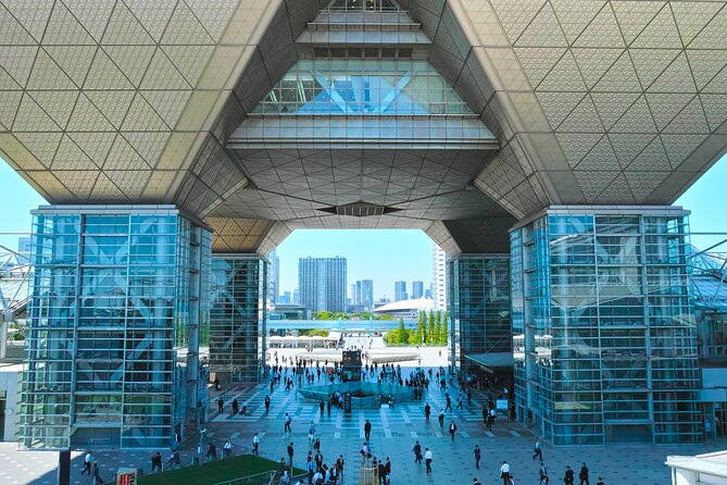 Tokyo Architecture and Contemporary Art Walking Tour with a local guide - Daikanyama and Nakameguro: a quieter final chapter