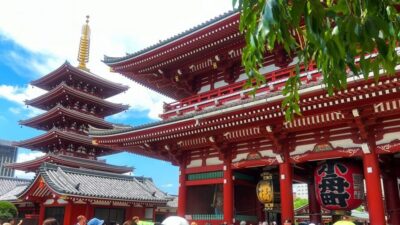 Tokyo: Asakusa and Tokyo’s Oldest Temple Senso-ji Tour - Meeting at Asakusa Station