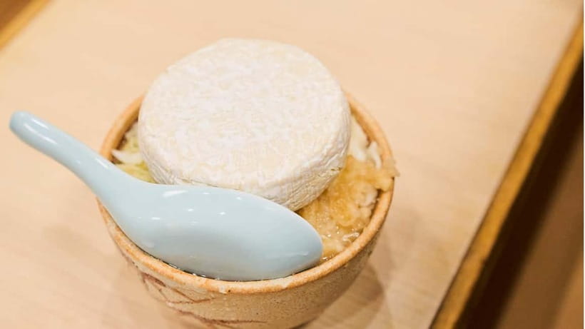 Tokyo: Asakusa Guided Food Tour with 12 Dishes & 3 Drinks - Monjayaki and the flavors of old Tokyo
