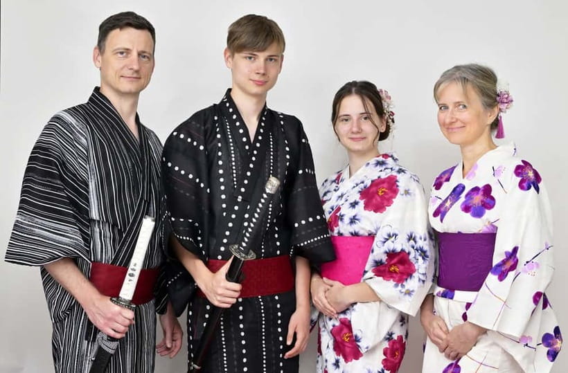 Tokyo: Asakusa Kimono Dressing and Matcha Experience - Adding the 60-minute photo session