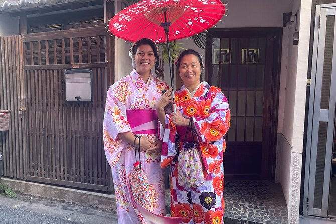 Tokyo Asakusa Kimono Rental - Womens Hair Styling and the Finishing Touches