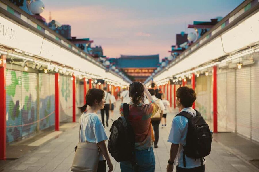 Tokyo: Asakusa Photogenic Night Walk with 1 drink - Key points to know before booking
