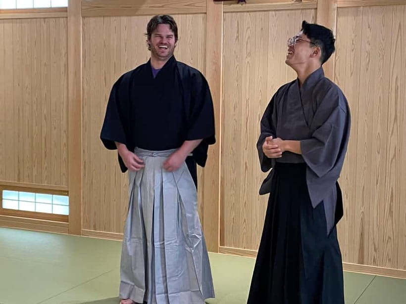 Tokyo Asakusa : Samurai School, Become a Samurai Warrior - Watching the master demonstrate