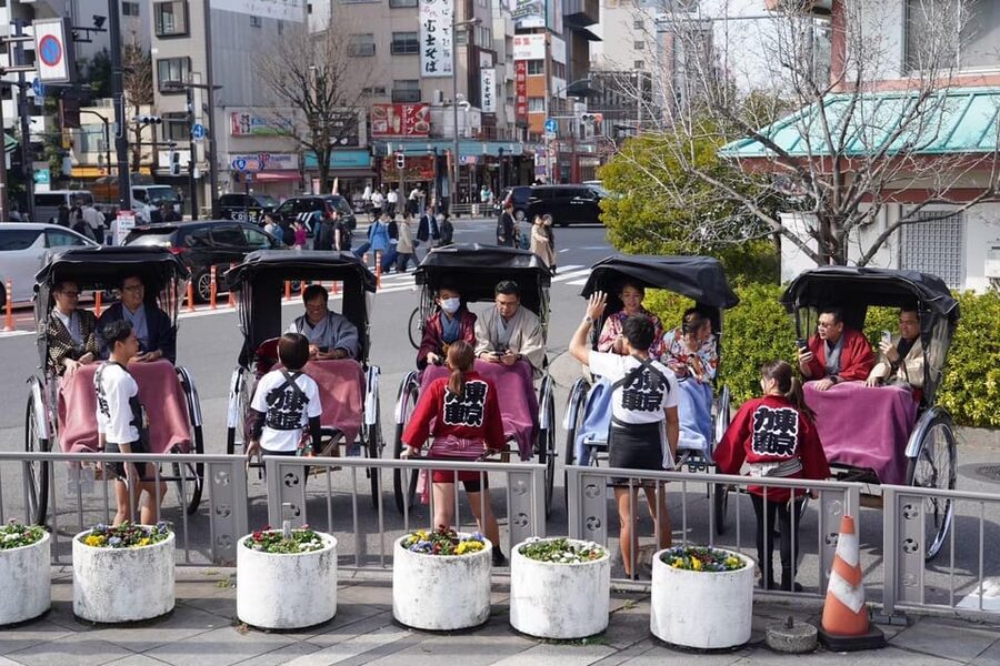 Tokyo: Asakusa tour by rickshaw - The Driver Makes the Difference