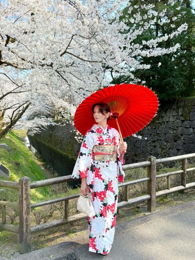 Tokyo Asakusa: Traditional Kimono Rental Experience at Wargo - Quick points before you book