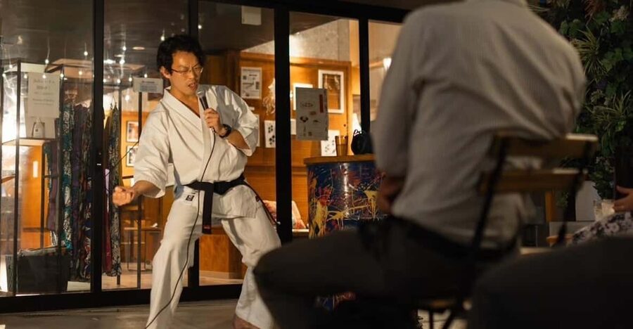 Tokyo: Asakusa Walking Tour & Comedy Night - Why this Asakusa tour feels different
