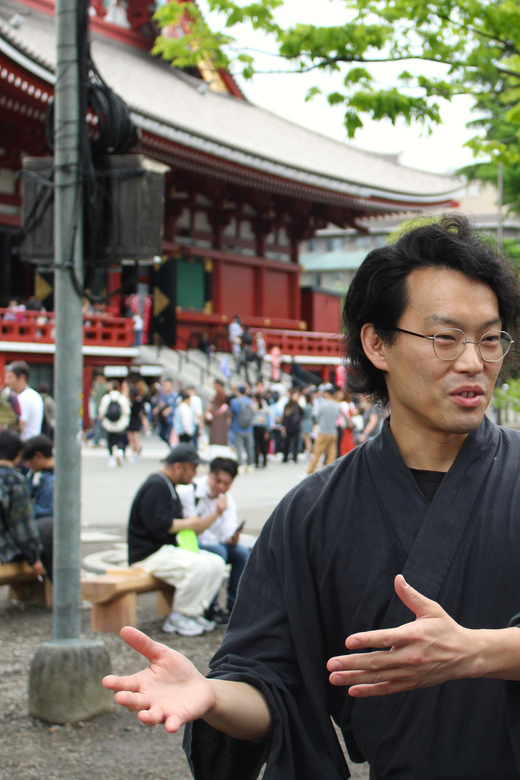 Tokyo: Asakusa Walking Tour & Comedy Night - From casual meetup to stand-up comedy