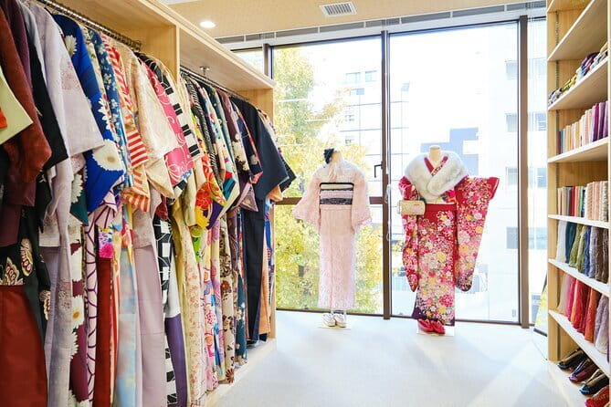 Tokyo Authentic Kimono Rental in Asakusa with Photography Option - Service, comfort, and the small details