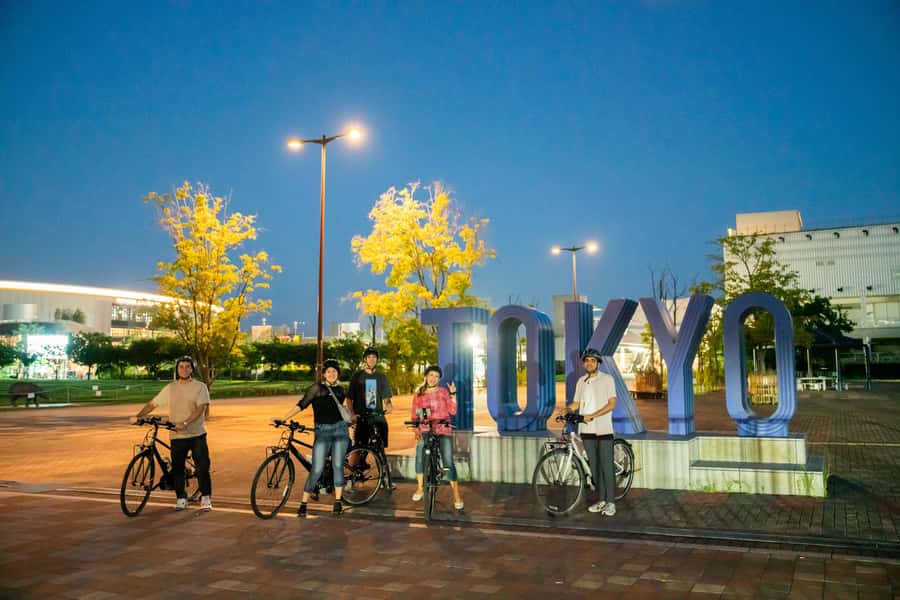 Tokyo Bay Area: Sunset Night View 3h E-bike Guided Bike Tour - Reclaimed land, wide roads, and Tokyo’s modern side