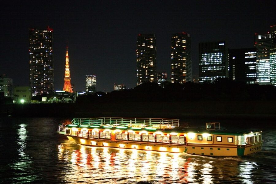 Tokyo Bay: Traditional Japanese Yakatabune Dinner Cruise - Key points to know before booking