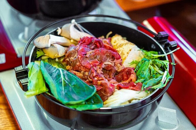 Tokyo Bay Yakatabune Cruise with Traditional JapaneseShow Drinks - Who Will Enjoy This Cruise Most?