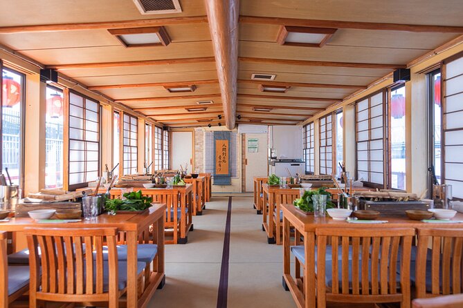 Tokyo Bay Yakatabune Dinner/Day Cruise with Japan Show and Drinks - Key points to know before booking