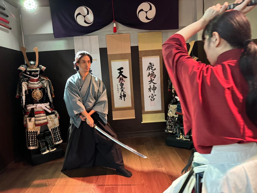 Tokyo: Best Samurai Experience - Choosing a kimono and hakama before the lesson