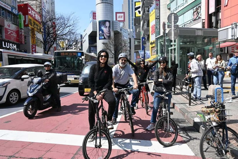 Tokyo Bike Tour: Shibuya, Harajuku & Hidden Gems - Yoyogi Park and the first quiet views