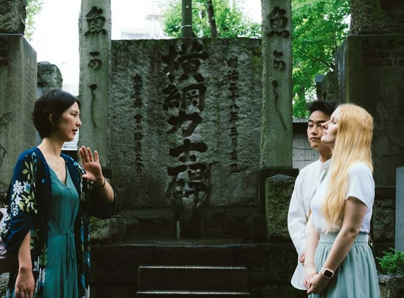 Tokyo: Buddhism and Shinto Temple Tour with a Real Local - What makes Manamis guiding style useful