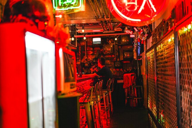 Tokyo by Night Photography Tour (Private Option Available) - A drink, a pause, and no dinner