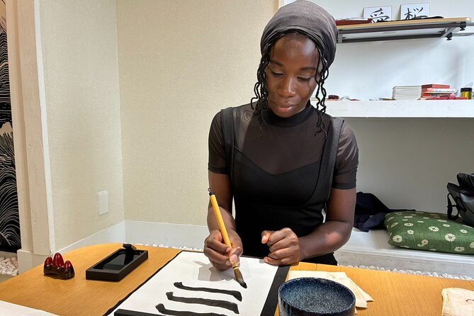 Tokyo: Calligraphy Experience at Japanese Room in Shibuya - Who will enjoy this calligraphy experience?