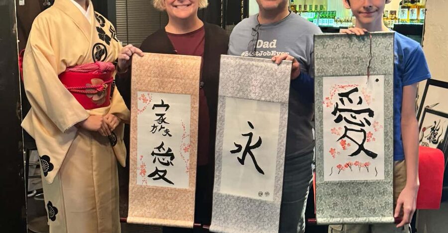 Tokyo: Calligraphy on Kanji Fan & Scroll with Drink - Starting with matcha and the calligraphy tools