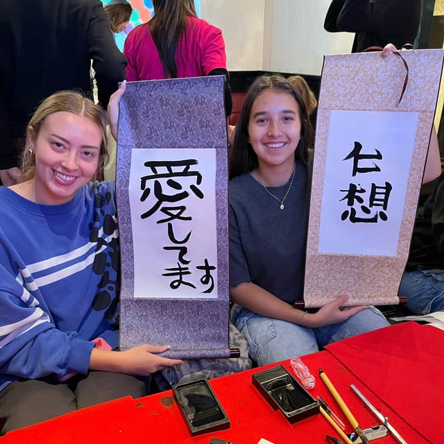 Tokyo: Calligraphy on Kanji Fan & Scroll with Drink - Making the uchiwa fan and kakejiku scroll