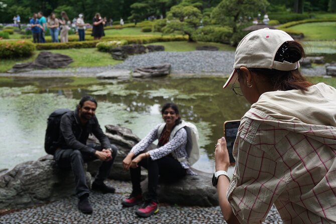 Tokyo Castle, Imperial Palace, Shogun & Garden Walking Tour - Why the history is better with help